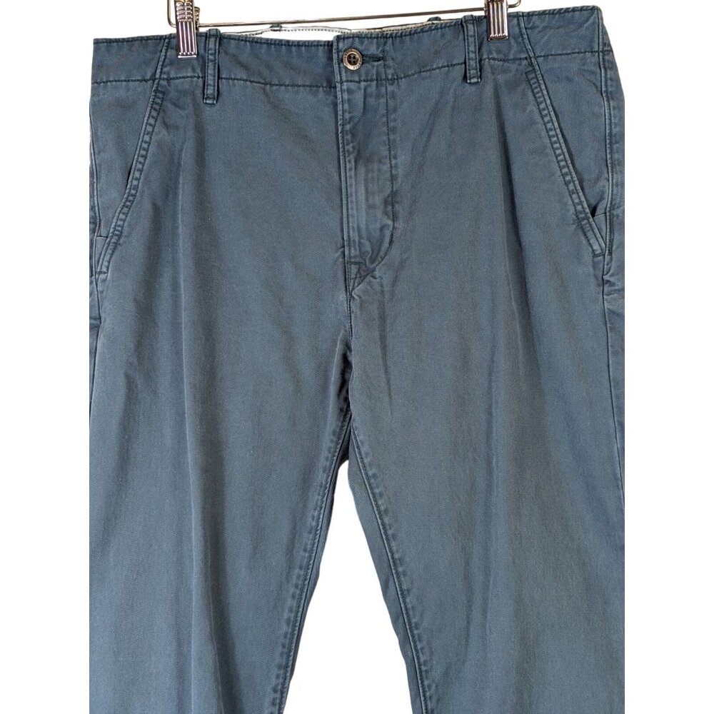 Levi Strauss Jeans Men size 36 by 32 Blue Chino Pants Pockets Classic Timeless - Picture 2 of 12
